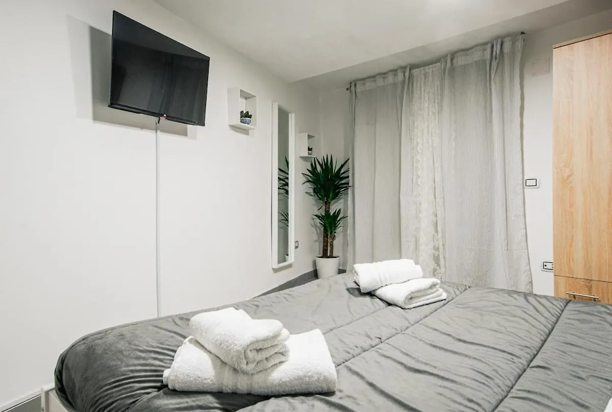 Holiday home Low Experience In Toto Str 1 Naples Italy